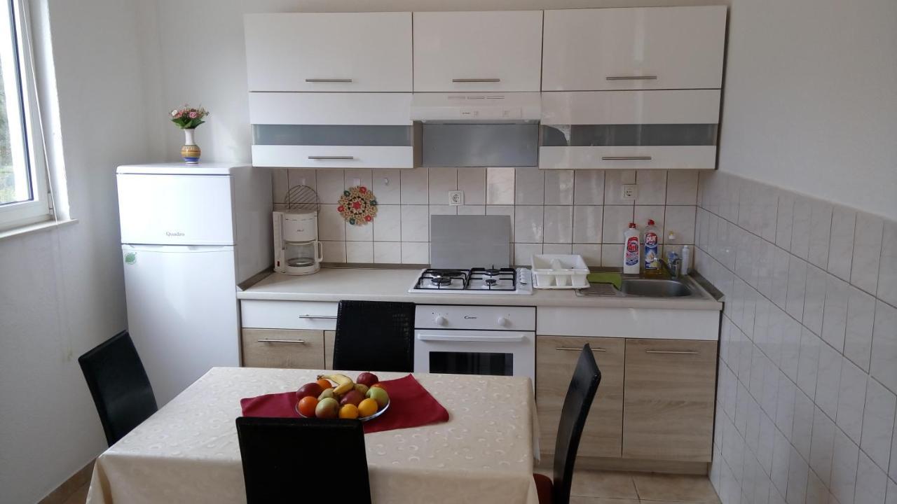 Apartments Tinka Grebastica Ngoại thất bức ảnh